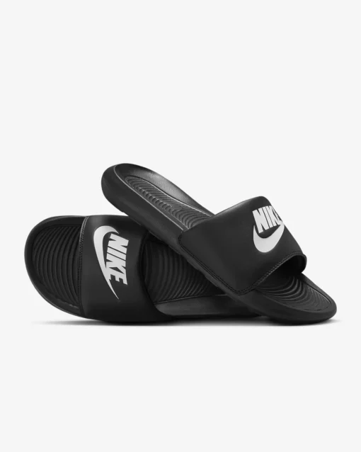 Nike victori one slide